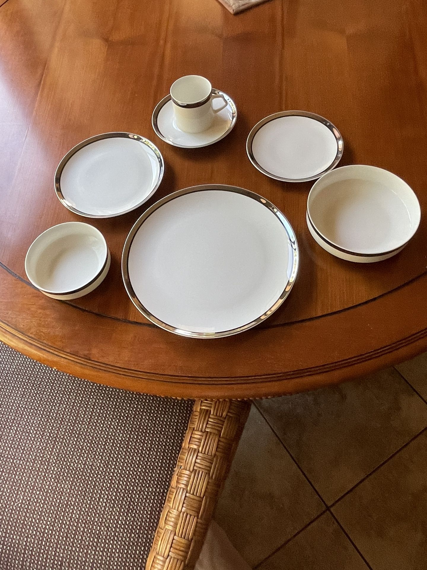 Mikasa Bone China Solitude pattern Black And Silver trim