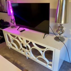 White TV Nightstand + 43” UHD 4K TV