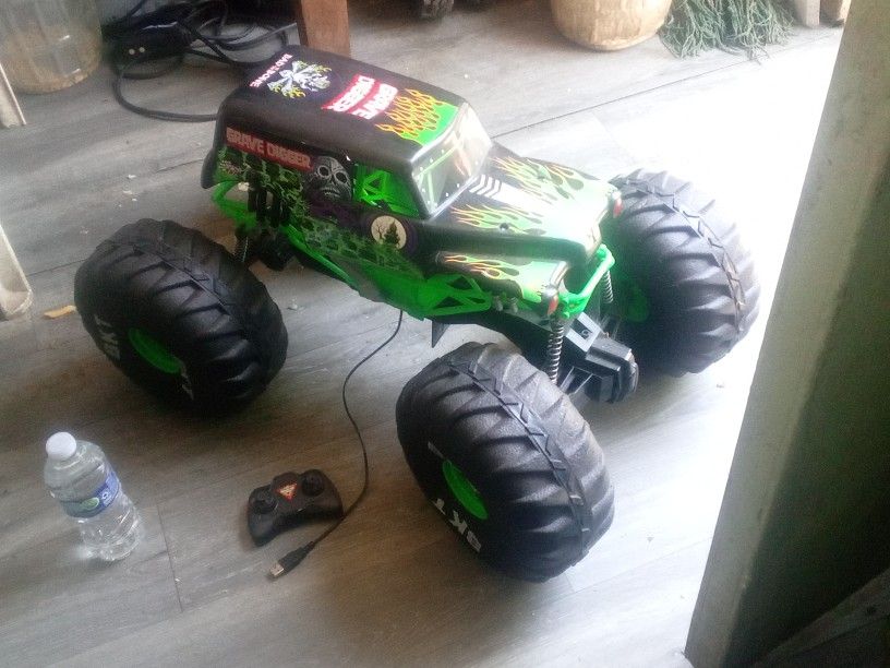 Big Grave Digger Remote