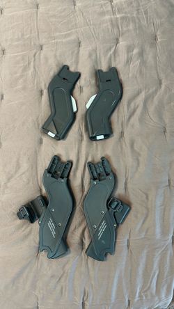 Uppa Baby Vista V2 UPPER & LOWER Adapters