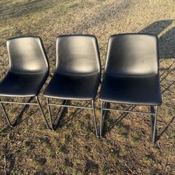 Set Of 3 Chairs 