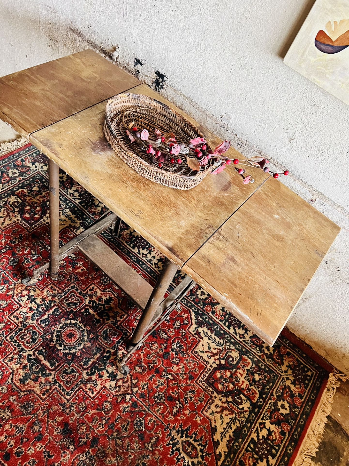  Antique cart table