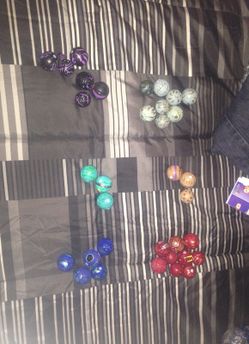 33 bakugan and 27 cards