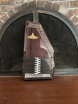 Japanese ChromAHarp Autoharp