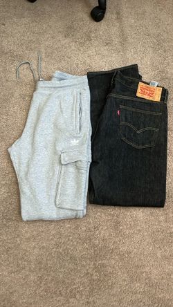 501 Jeans (20$), Adidas Sweats (10$)
