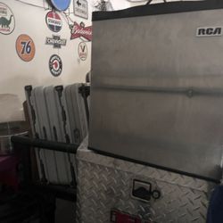 MINI REFRIGERATOR RCA