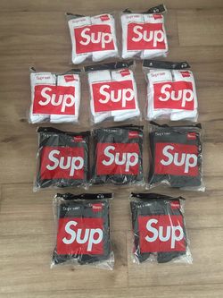 Supreme socks