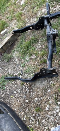 2007 - 2021 Toyota Tundra Trailer Hitch (OEM)