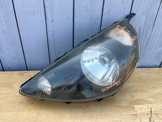 2007-2008 Honda Fit Left driver side Black Oem