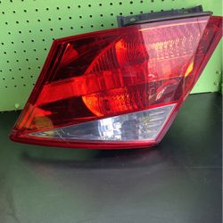 08-10 HONDA ACCORD COUPE USED RIGHT SIDE TAIL LIGHT OEM HO(contact info removed) 33550-TE0-A0