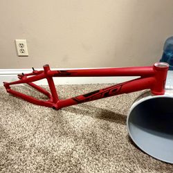 24” HARO RACE XLT FRAME BMX