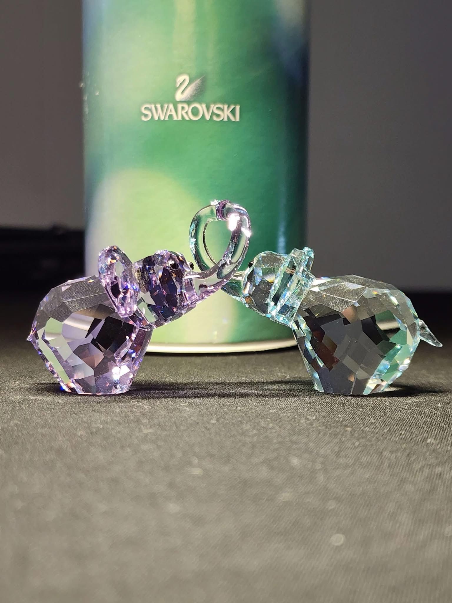 Kissing Elephants Crystals