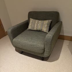 Modern Green Accent Chairs – Rec Room / Lounge Chairs