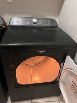 Whirlpool Black Electric Dryer