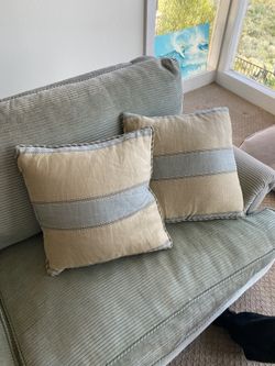 Feather Pillow Set