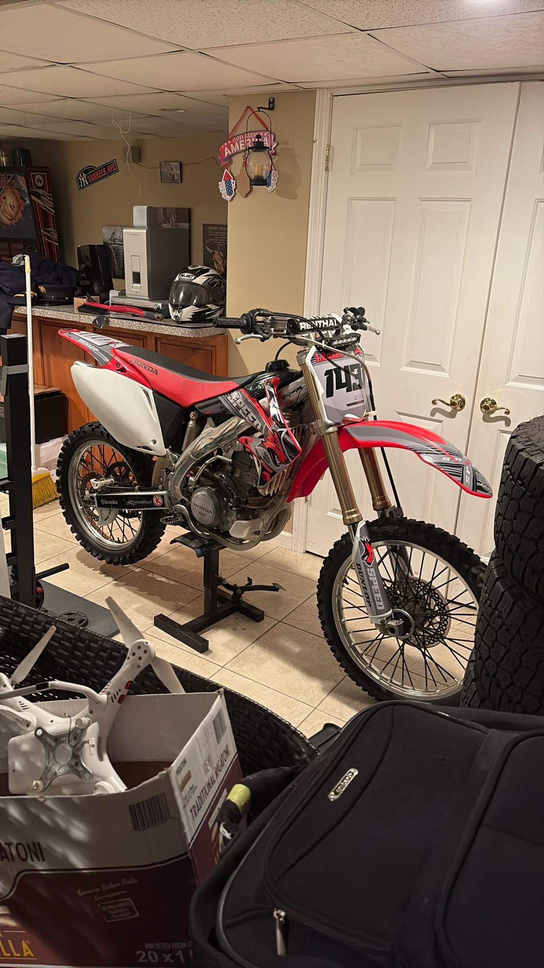 2008 Honda Crf 450 With Title  $2500  O.B.O
