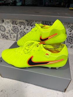 Nike Tiempo Legend 10 Elite Size 9 Volt Black Soccer Cleats