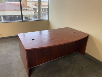 6 Foot Desk