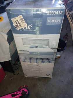 Style selections 10 inch hybrid mattress*brand new