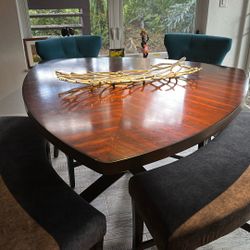 Dinning Table