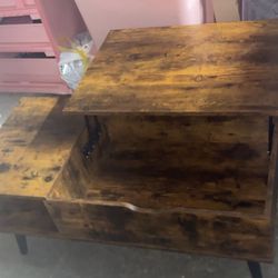 Lift-Top Coffee Table