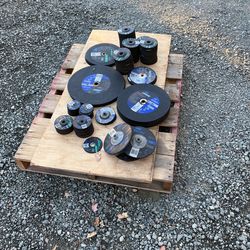 Grinding disc for metal and Masonary $100