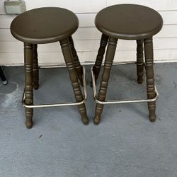 stools 