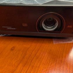 Epson lifestudio pop plus 4k pro-uhd personal lifestyle projector