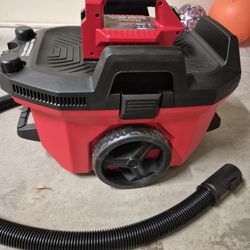Bauer 20V Cordless 7 Gallon Wet/Dry Vacuum 2152C-B7