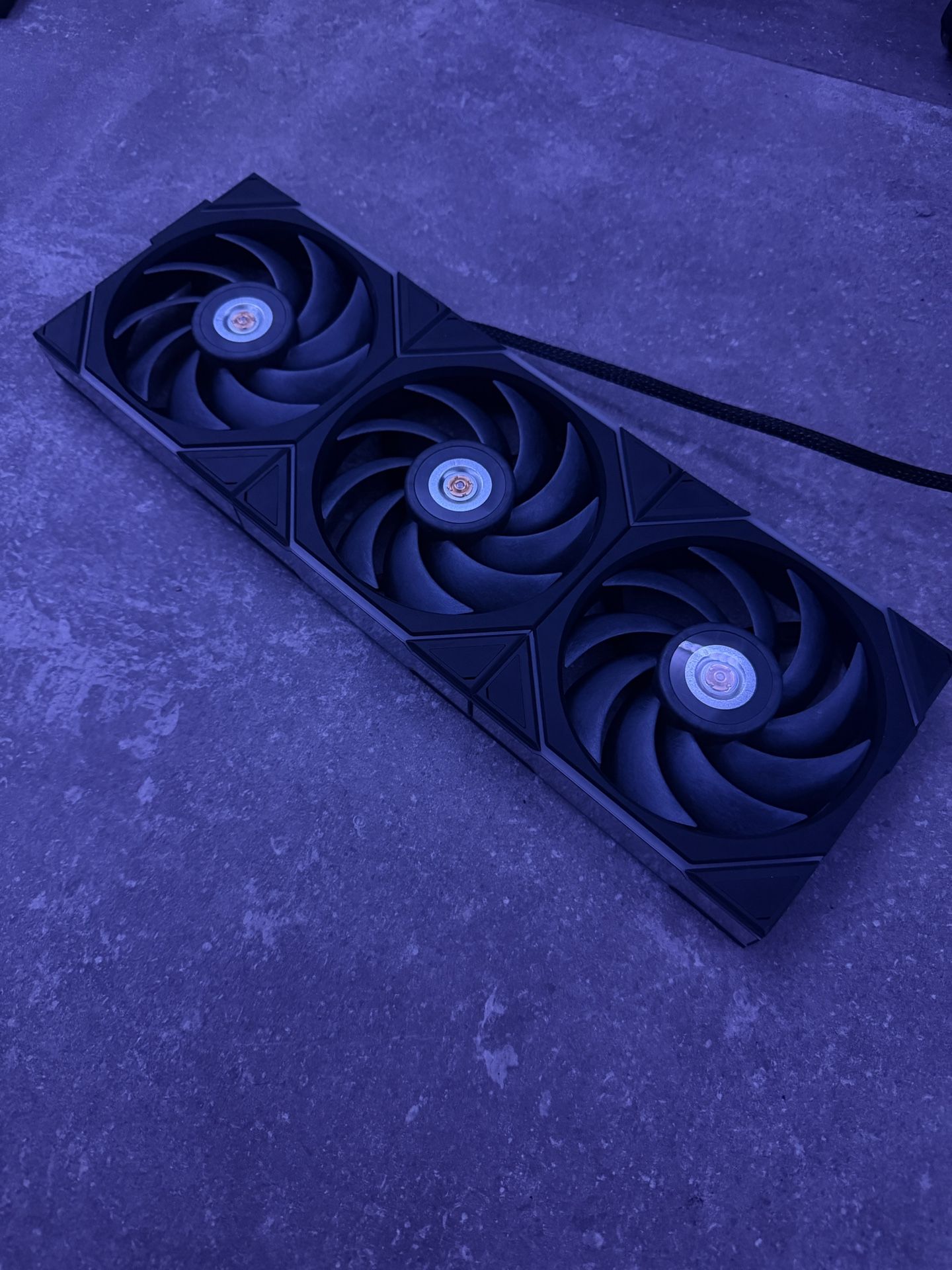 Lian Li TL Fans 120mm x 3