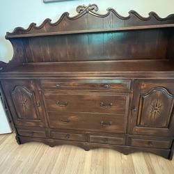Sideboard from Early 20th Century in Very Good Condition 