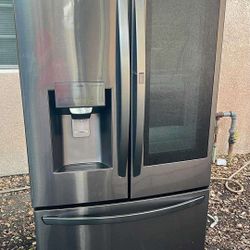 Refrigerator Instaview 