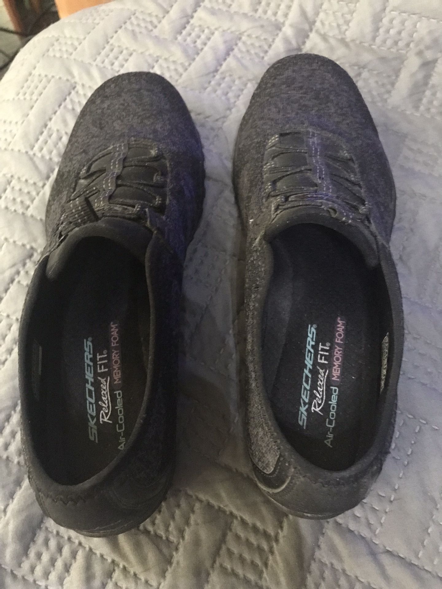 Sketchers Shoes