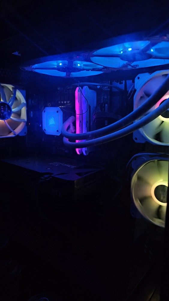 Gaming PC & Monitor