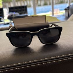 Brand New Oliver Peoples Sun glasses 