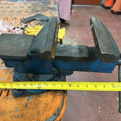 Big Ass Vice fixed missing jaw