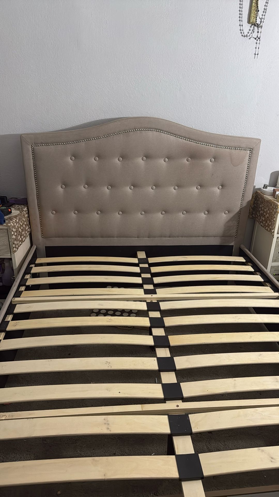 QUEEN SIZED BED FRAME