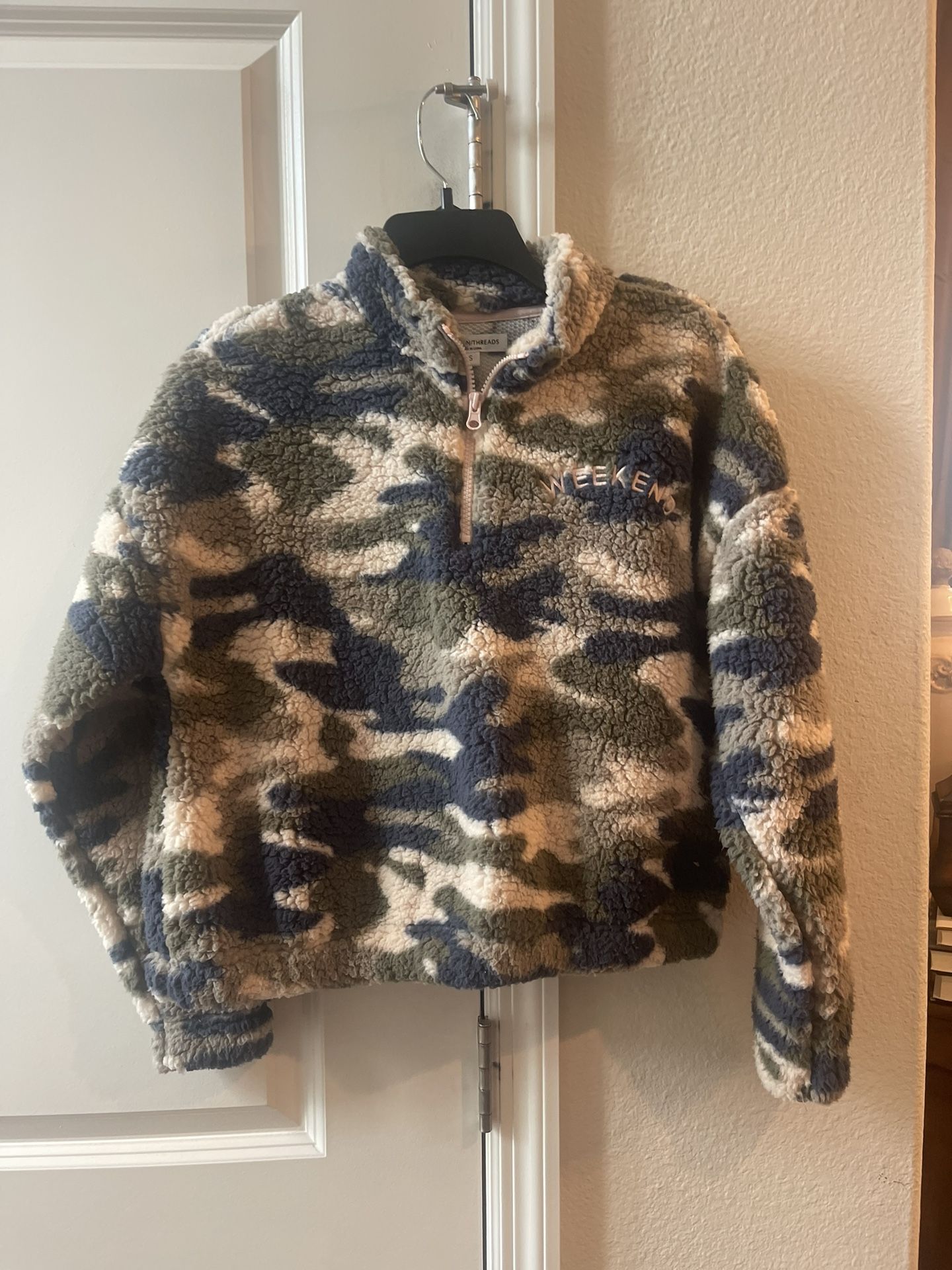 Brand New Ladies Camo Design Polar Fleece