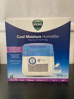 Vicks Cool Moisture Humidifier New Sealed UV Chamber Germ Free Warm Mist V3900