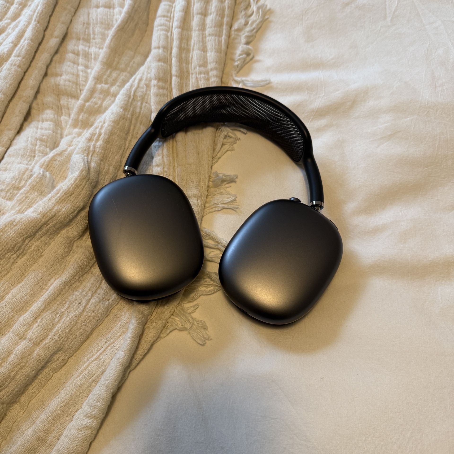 Apple AirPod Max - 1st Gen, space grey