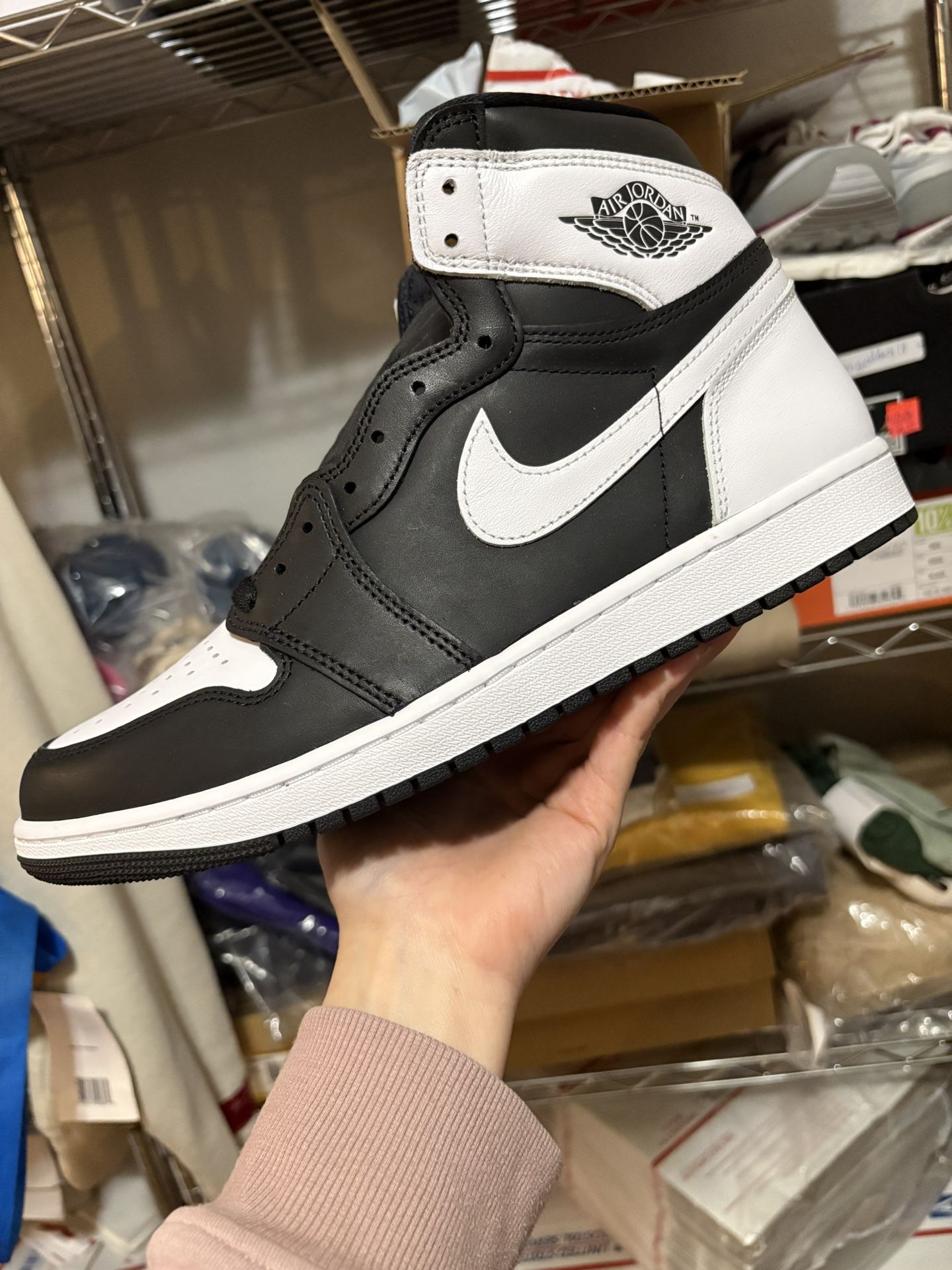 Jordan 1 Retro High OG Black White / Sz 12M