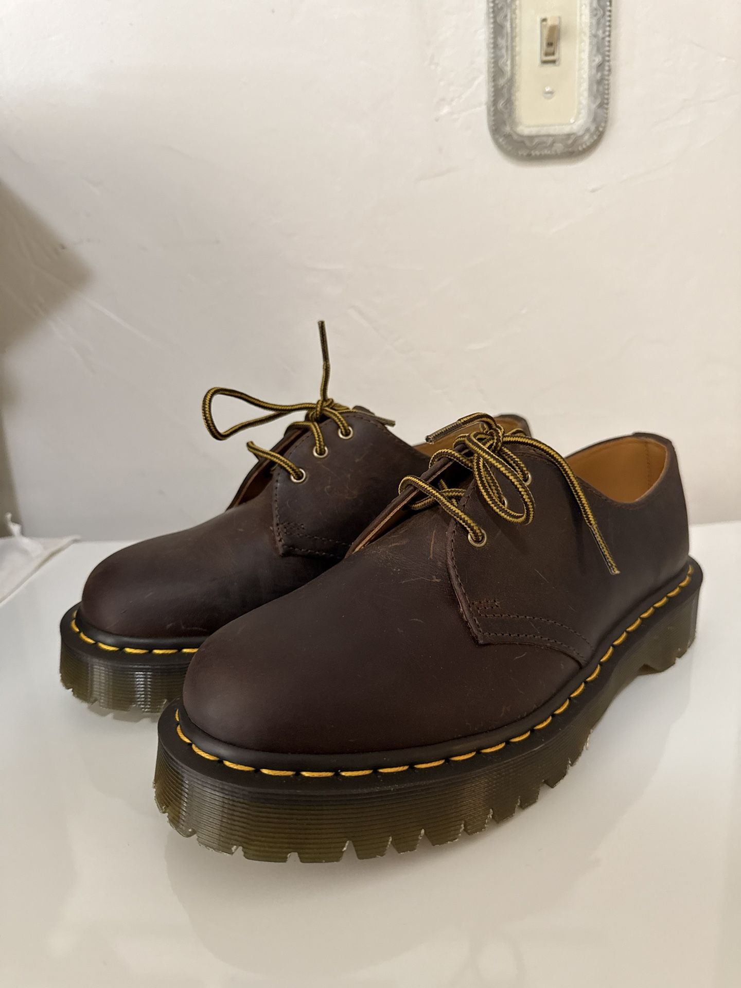 1461 Crazy Horse Leather Oxford Shoes Women’s Size 8