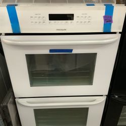 New Frigidaire 30” Double Electric Wall Oven (WHITE OR BLACK)
