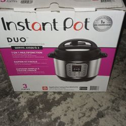 Instant Pot Duo SV 7 in-1 Multi-Use Pressure Cooker 3Qt New / B
