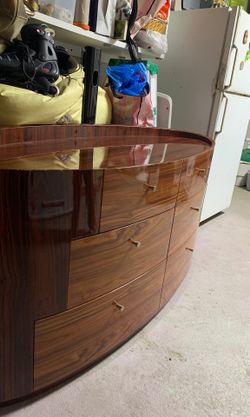 Cómoda de madera con 6 gavetas