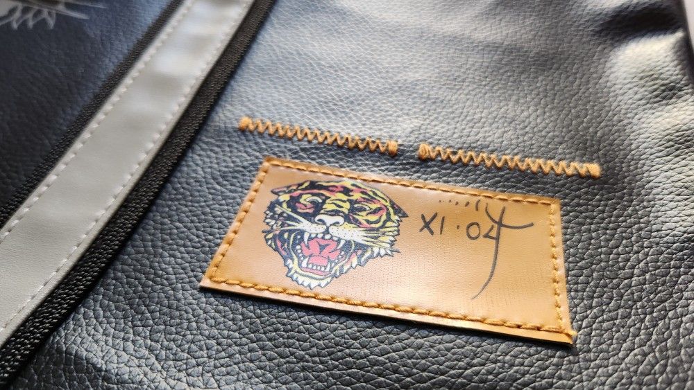 New ED HARDY Duffle Bag With Tiger Print Black