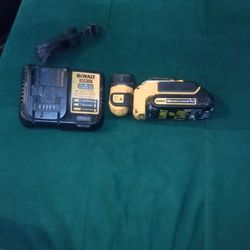 DeWalt 20V Max Universal Multi Swing Pivoting Belt Clip Led Work Light