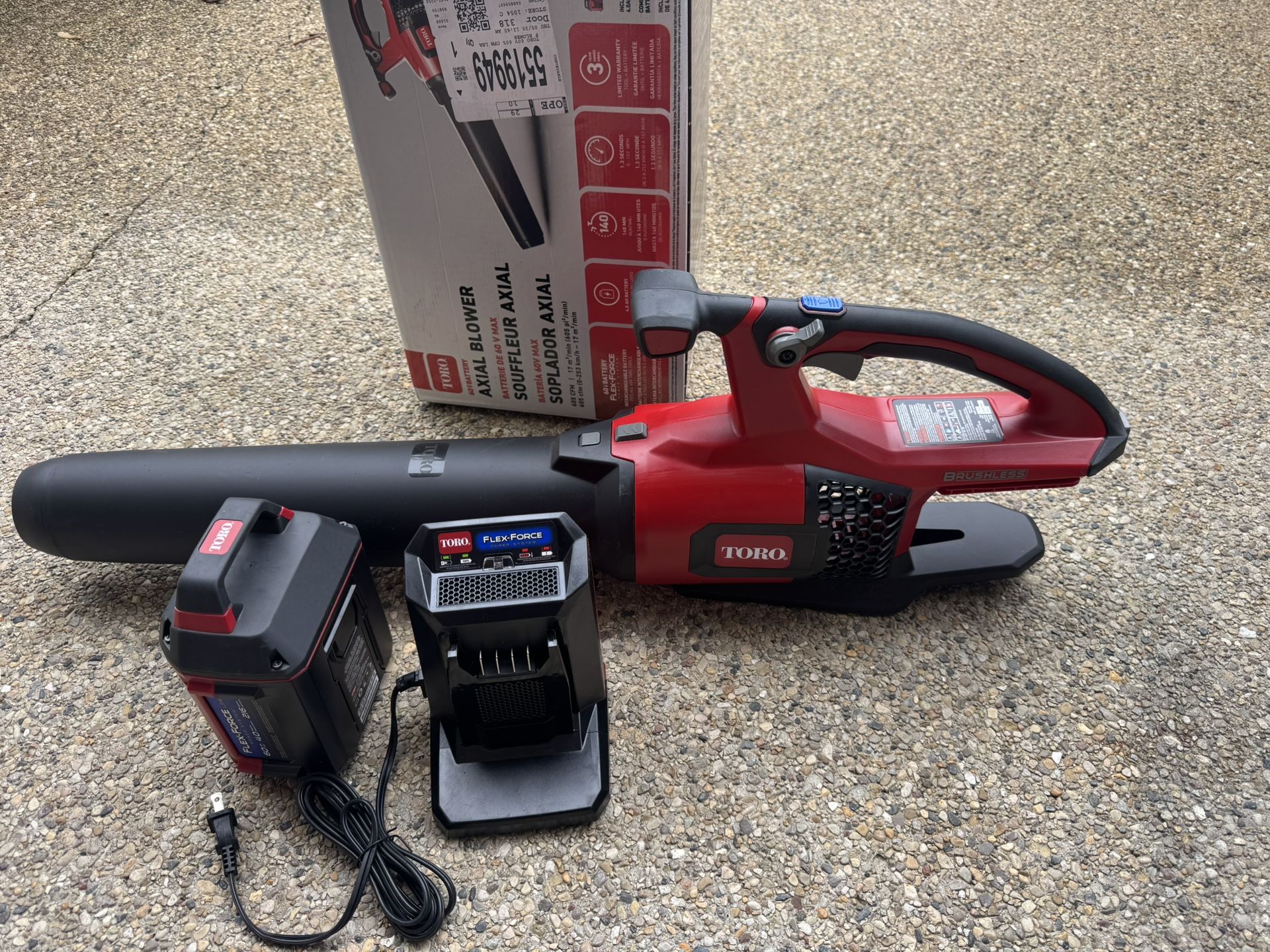 Toro Flex-Force 60-volt max 605-CFM 157-MPH Battery Handheld Leaf Blower 4 Ah