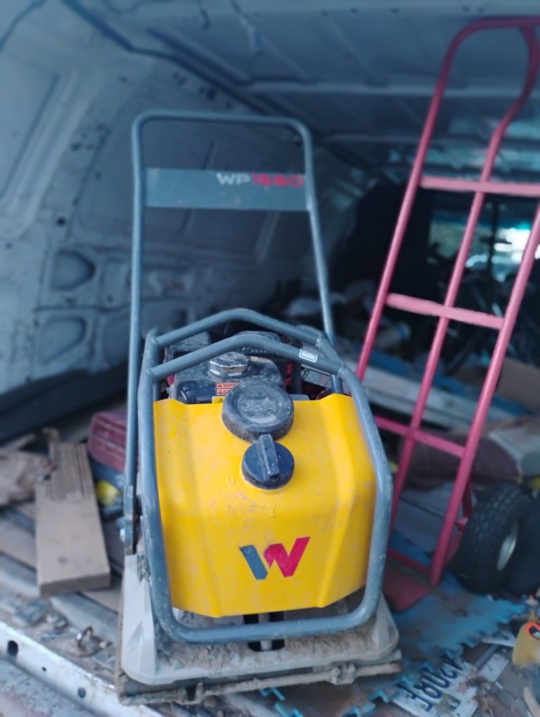 Plate Compactor