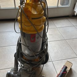 Dyson Vacuum 
